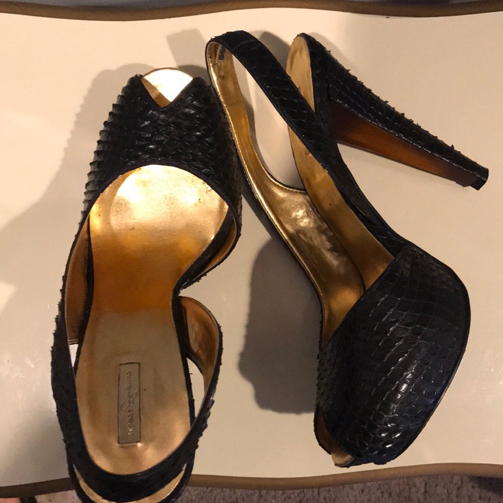 Shoes - Picture 5 of 6